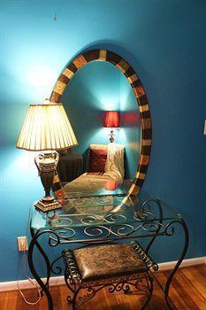 Pure Nuphoria Bed & Breakfast National Harbor Esterno foto